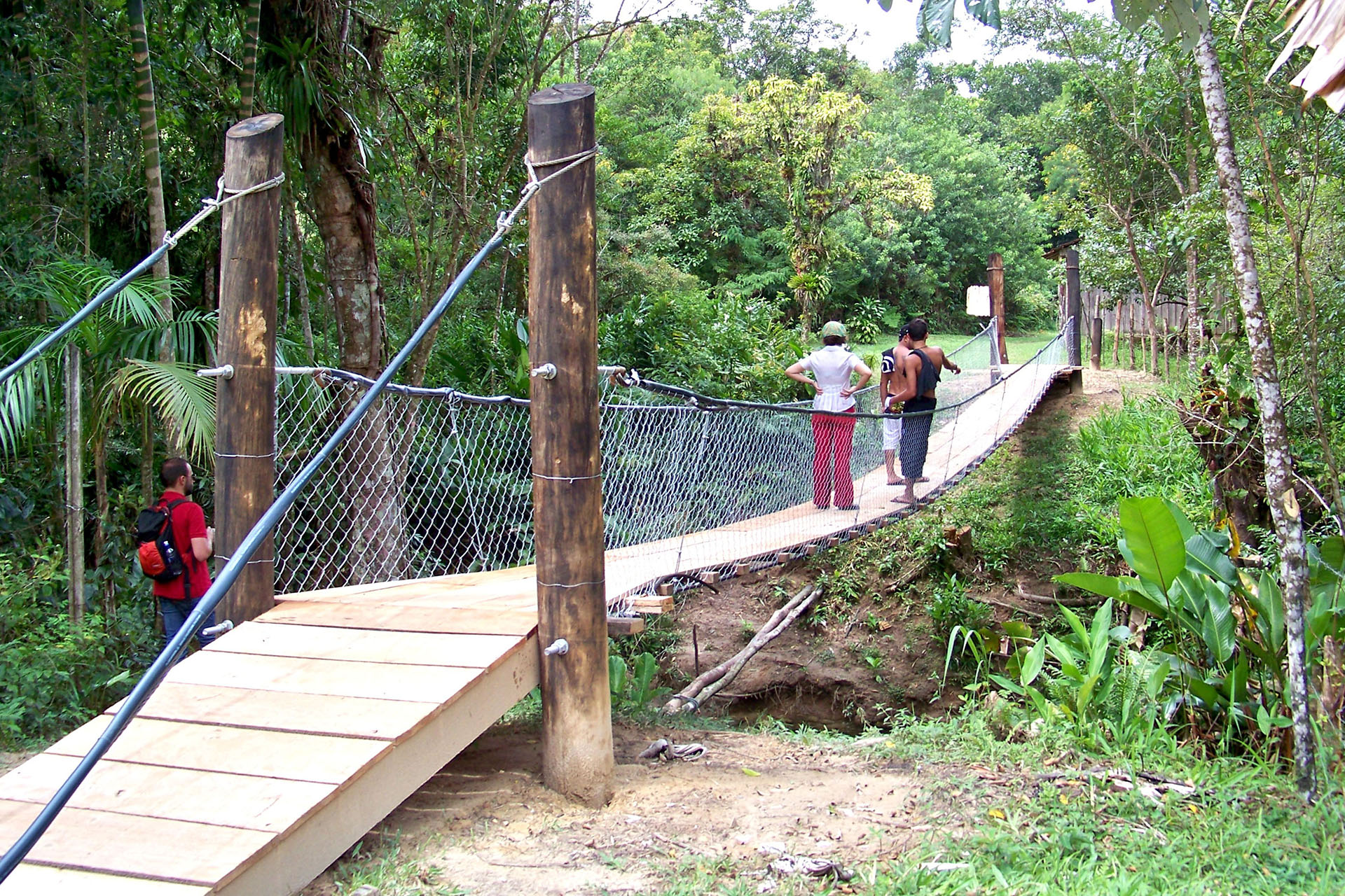 Salto do Parati (Parque Saint-Hilaire) Ponto Pensil Guaratuba